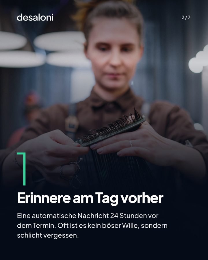 Zweite Folie: Friseurin mit Schere, darunter der erste Tipp „Erinnere am Tag vorher“